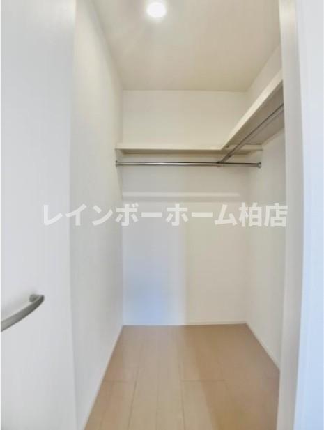収納　ウォークインクローゼットです