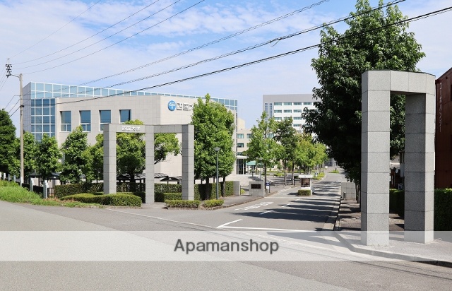 大学・短大　四国大学（大学・短大）まで384m