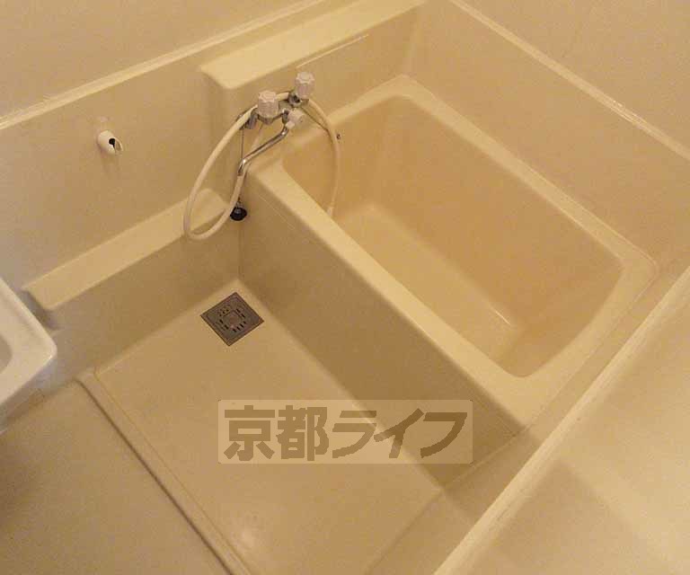 バス・シャワールーム　バスルームです！