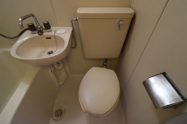 トイレ　同物件別部屋です。