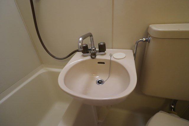 洗面設備　同物件別部屋です。