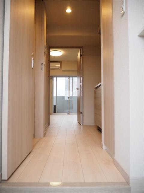 玄関　（別タイプ参考写真）アクサス目白アジールコート　豊島区雑司が
