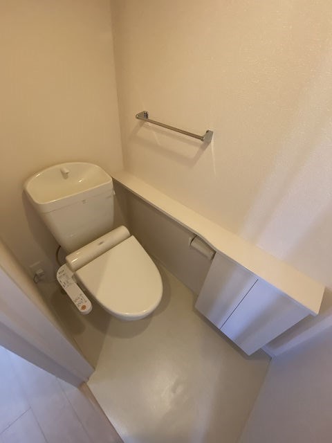 トイレ　清潔感のあるトイレです