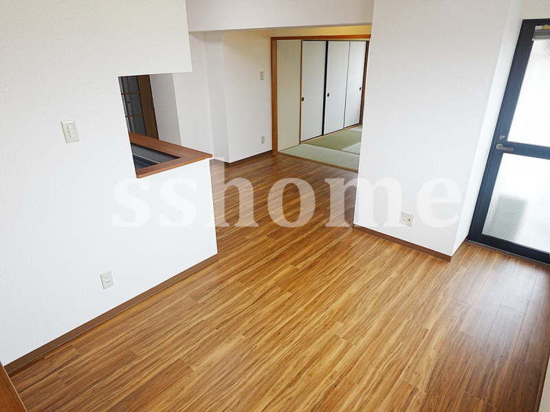 居室・リビング　きれいなお部屋です☆