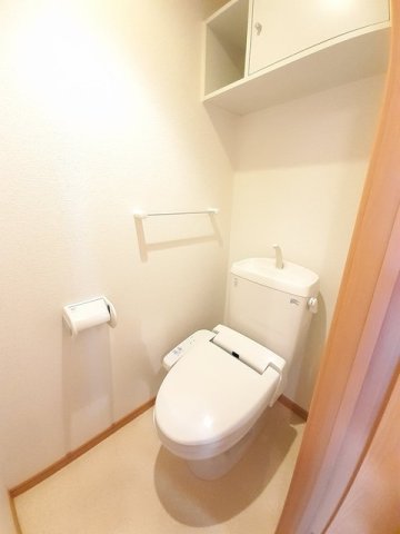 トイレ　落ち着いたトイレです