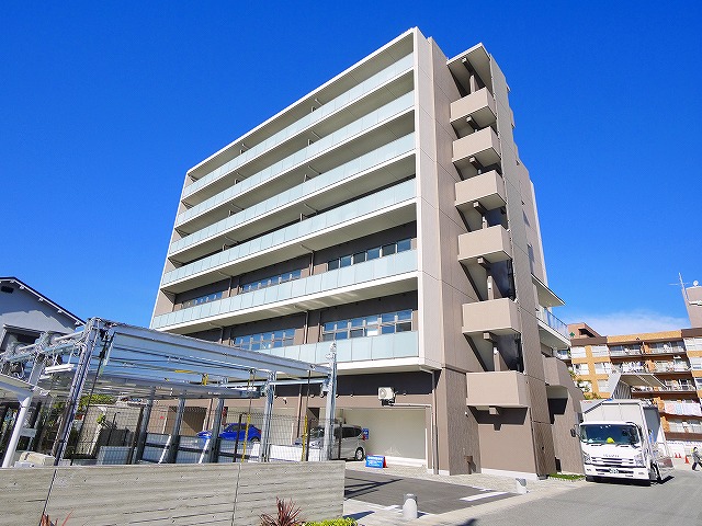 建物外観　きれいな外観です