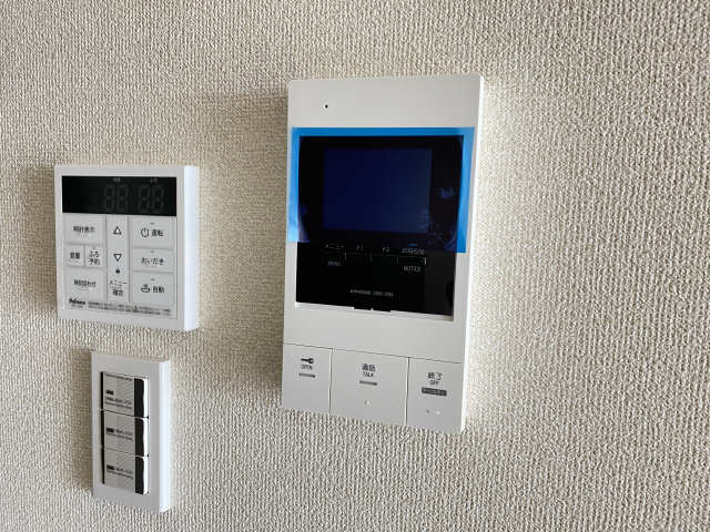セキュリティ　201号室の写真につき実際は位置反転になります