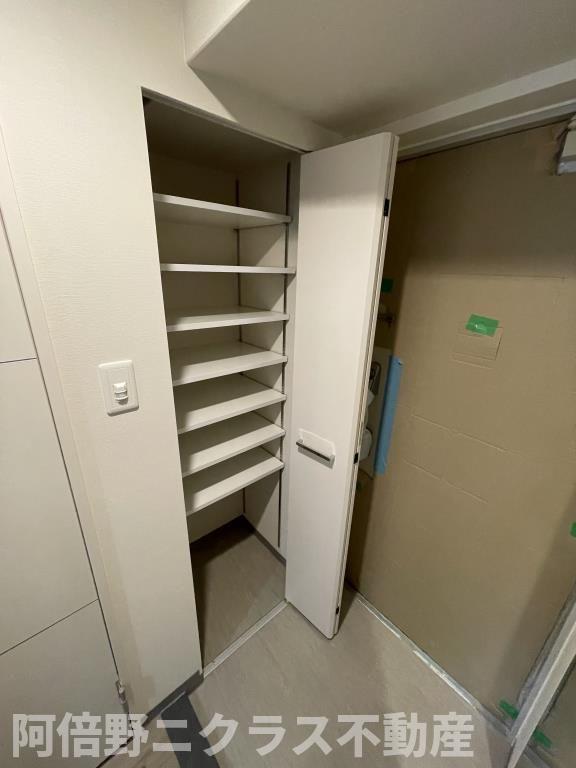 玄関　内装は別部屋の参考写真です。