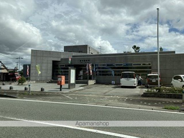 郵便局　鹿本郵便局（郵便局）まで2681m