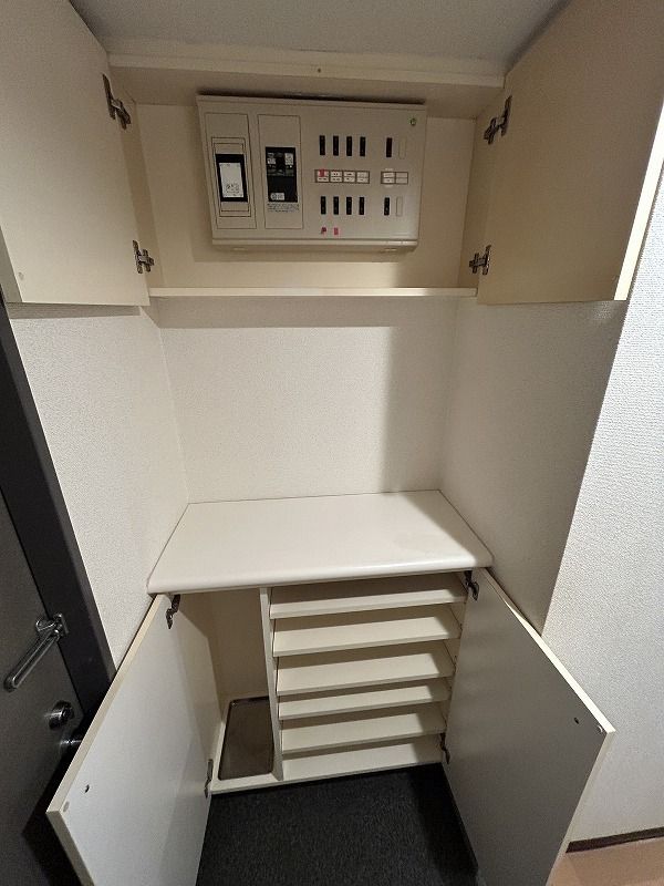 玄関　玄関