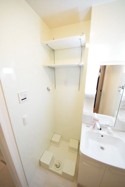 その他設備　室内洗濯機置き場