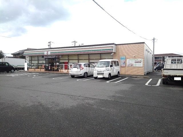 コンビニ　セブンイレブン 八女蒲原店（コンビニ）まで744m