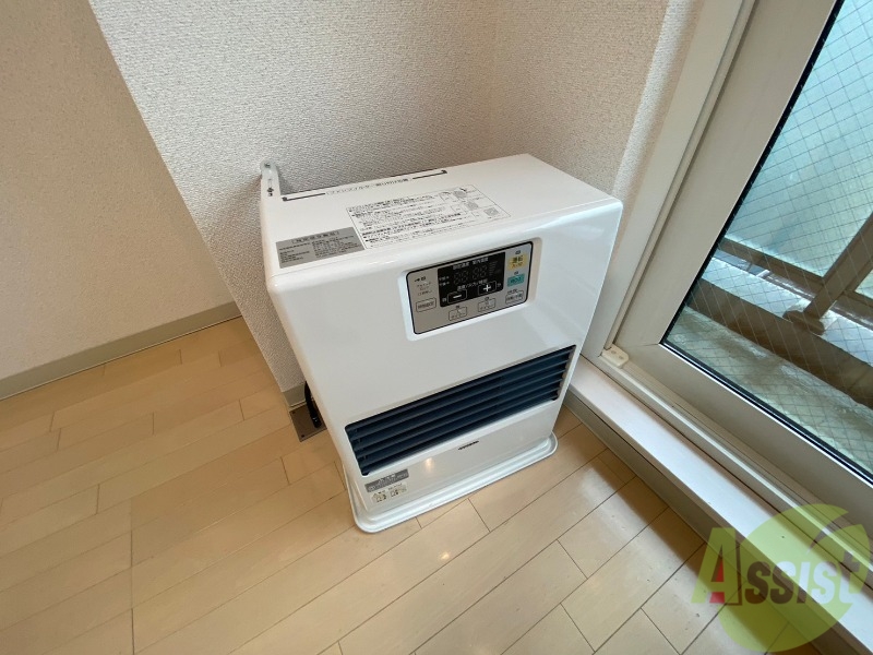 その他設備　灯油暖房がついており、寒い日も安心です！