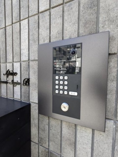 セキュリティ　オートロック完備