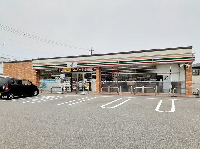 コンビニ　セブンイレブン金沢大額3丁目店（コンビニ）まで241m
