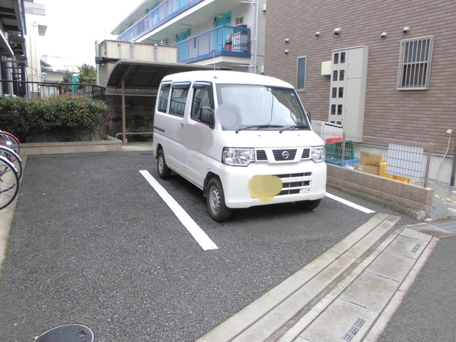 駐車場　駐車場