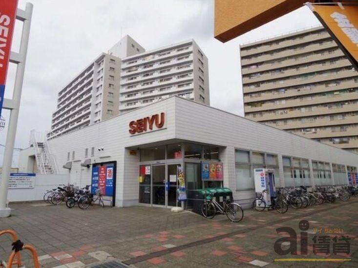 スーパー　西友所沢ニュータウン店（スーパー）まで700m