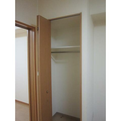 バルコニー　収納たっぷり♪