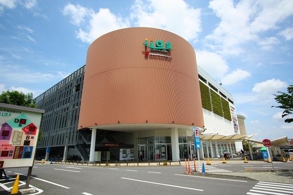 ショッピングセンター　イーアスつくば（ショッピングセンター）まで974m