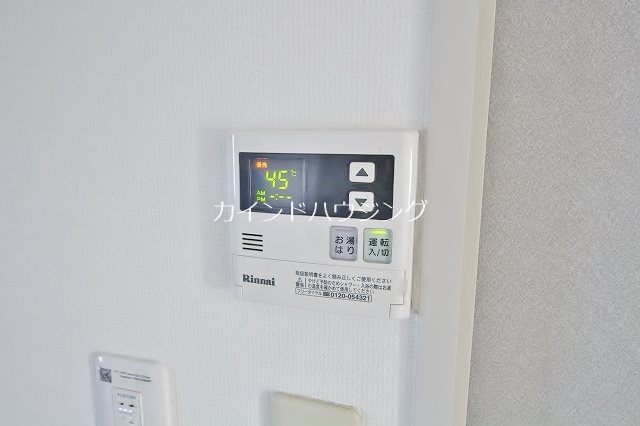 その他設備　給湯器リモコン