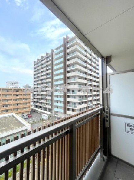 バルコニー　別部屋。参考写真。