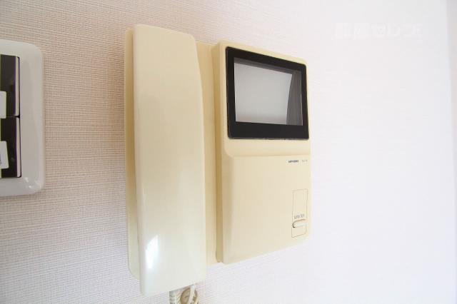 セキュリティ　テレビモニターホンで来客時に確認ができます。
