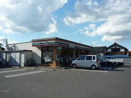 コンビニ　セブンイレブン（コンビニ）まで1800m