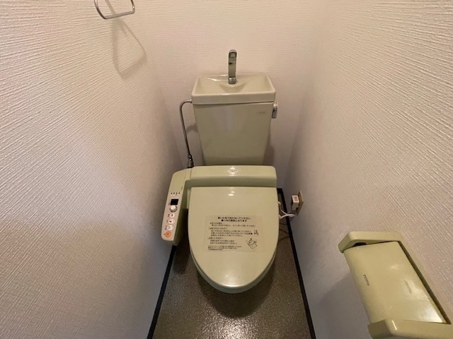 トイレ　別号室の写真です