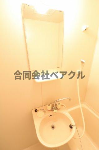洗面設備　忙しい朝には欠かせない洗面所です