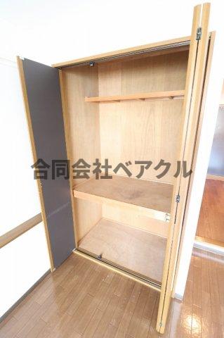 収納　十分な収納スペースがあります