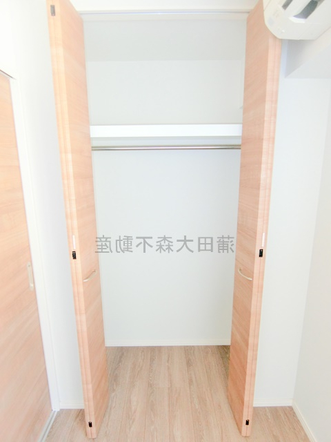 その他設備　洋室3帖の収納