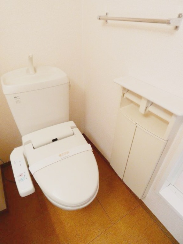 トイレ　図面と現状に相違がある場合には現状を優先