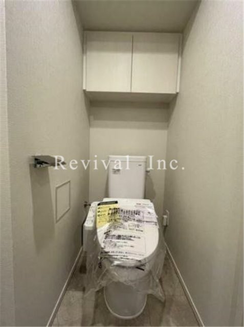 トイレ　ウォシュレット付き