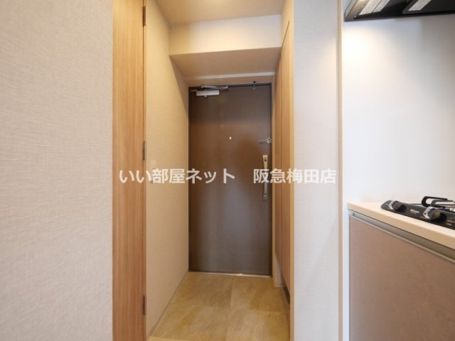 玄関　※同仕様写真となります。