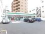 コンビニ　ファミリーマート三篠町三丁目店（コンビニ）まで227m