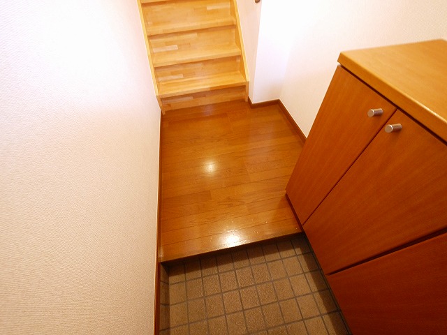 玄関　明るい玄関です