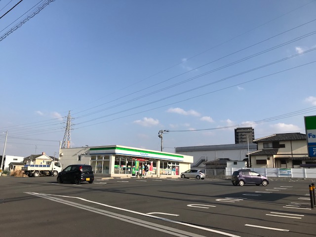 コンビニ　ファミリーマート 八幡藤原一丁目店（コンビニ）まで446m