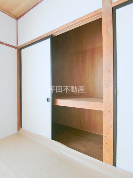 収納　★芹田不動産なら更新料１万円のみ。保証会社の更新料ゼロ★