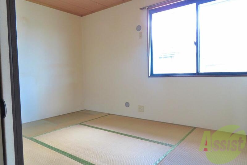 その他部屋・スペース　６帖の和室でゆっくりと休めそうですね～。