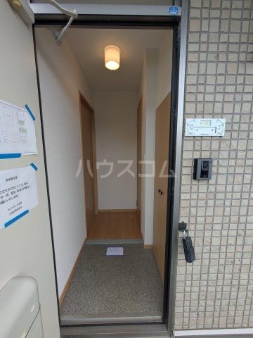 コミュニティービレッジ下小田 A棟の玄関写真