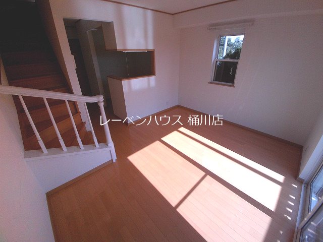 居室・リビング　別部屋写真