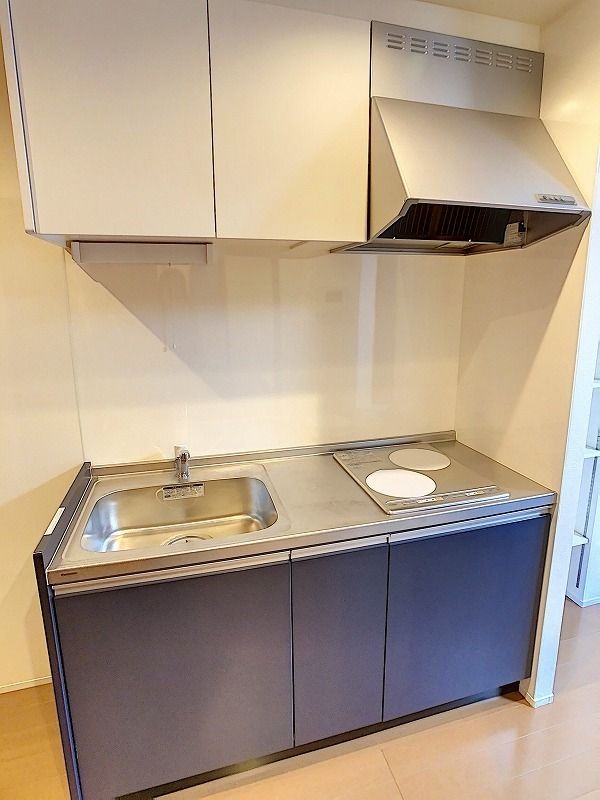 キッチン　コンパクトなキッチンで掃除もラクラク