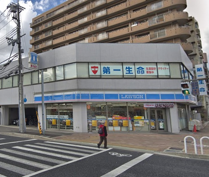 コンビニ　ローソン（コンビニ）まで200m