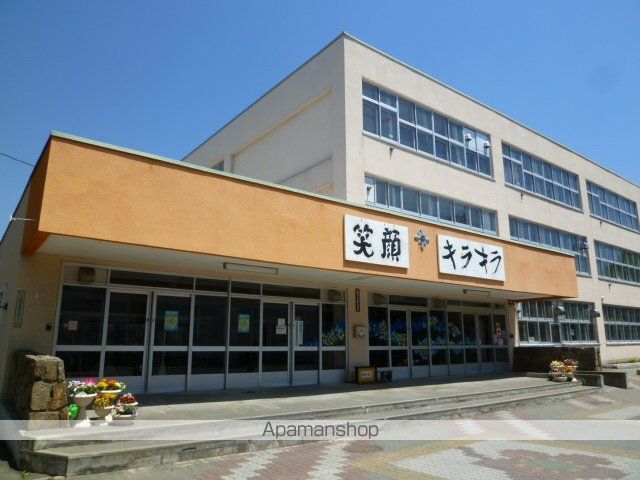 小学校　札幌市立二十四軒小学校（小学校）まで240m