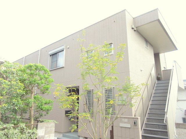 建物外観　2013年築　人気のタマプラーザ駅徒歩7分　旭化成ヘーベルメ