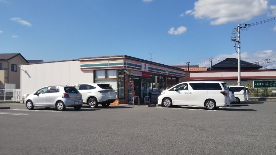 コンビニ　セブンイレブン昭和町西条店（コンビニ）まで553m