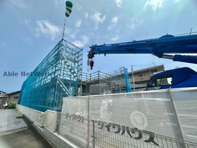 建物外観　建築中