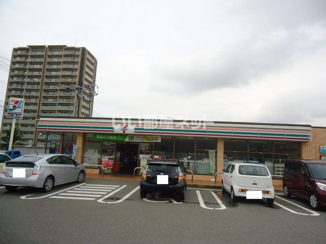 コンビニ　セブンイレブン新宮中央駅前店（コンビニ）まで709m