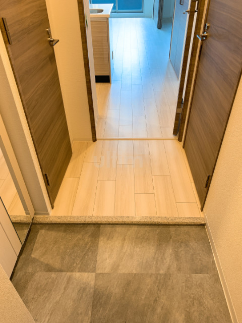 玄関　他の部屋の写真です。