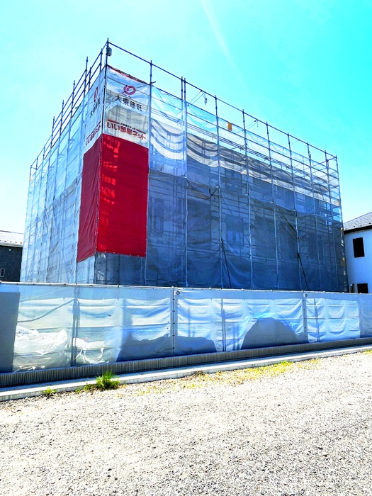 建物外観　建築中